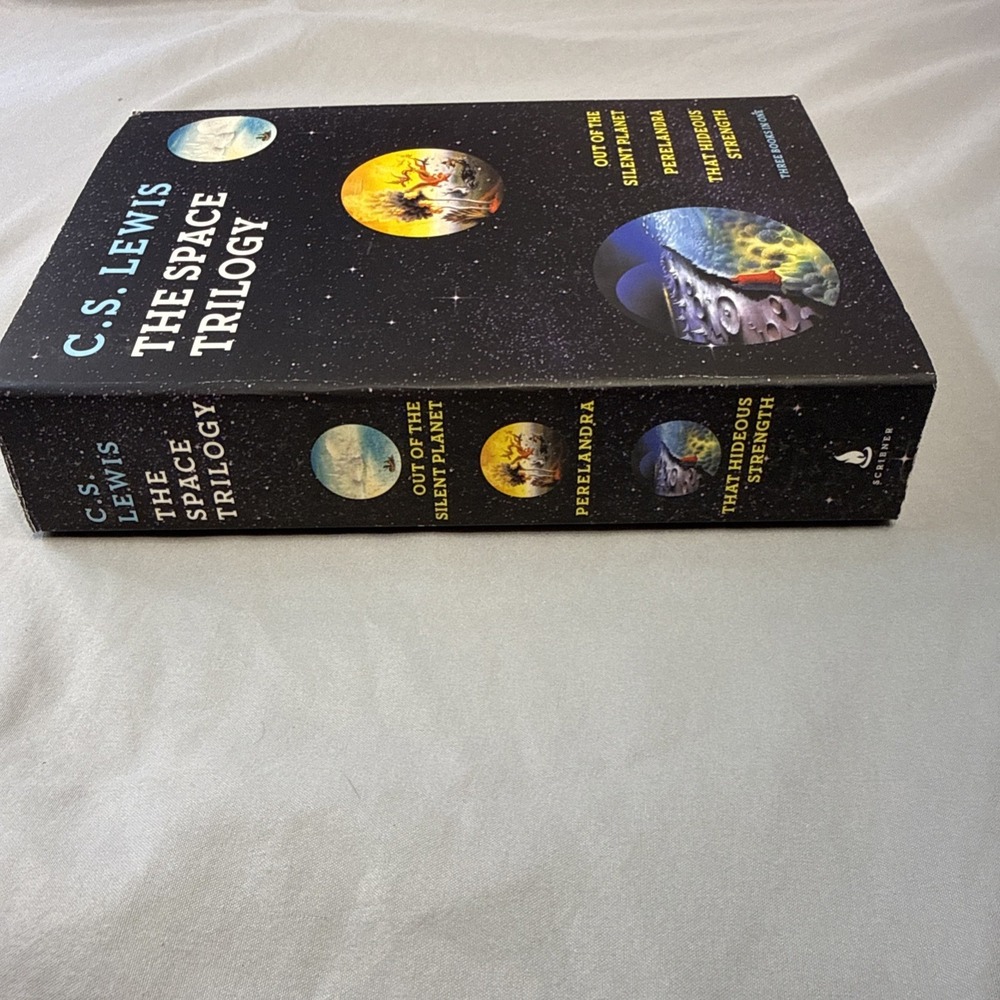 C. S. Lewis The Space Trilogy 3 Volumes in 1 Out of the Silent Planet/Prelandra - Picture 3 of 5